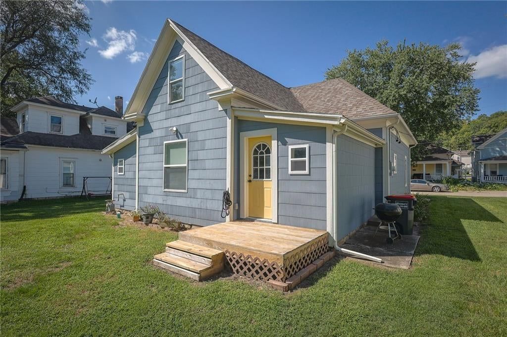 427 Benton Avenue — photo 26