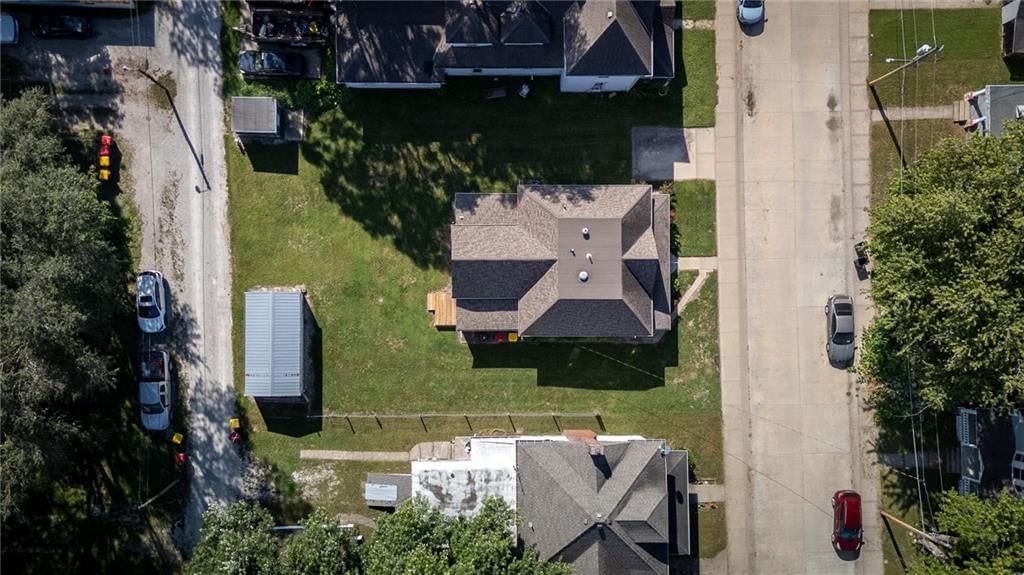 427 Benton Avenue — photo 34