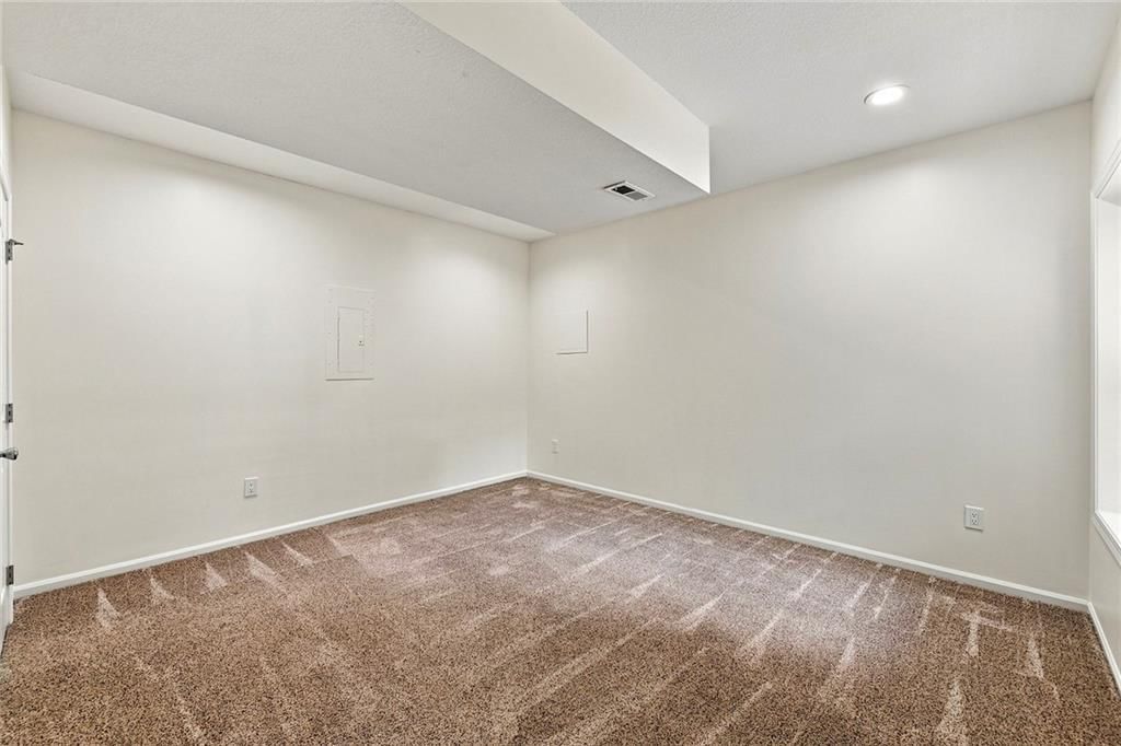 18665 W 158TH Terrace — photo 21