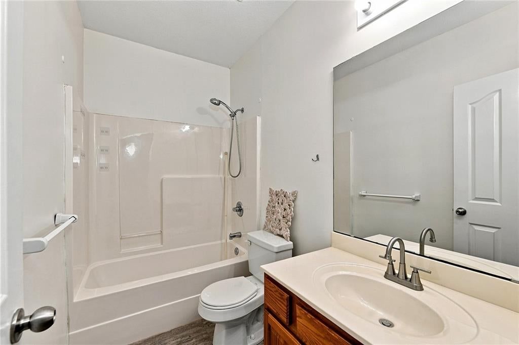 18665 W 158TH Terrace — photo 22