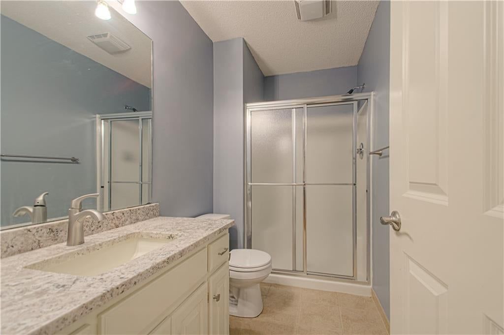 14335 Russell Street — photo 28