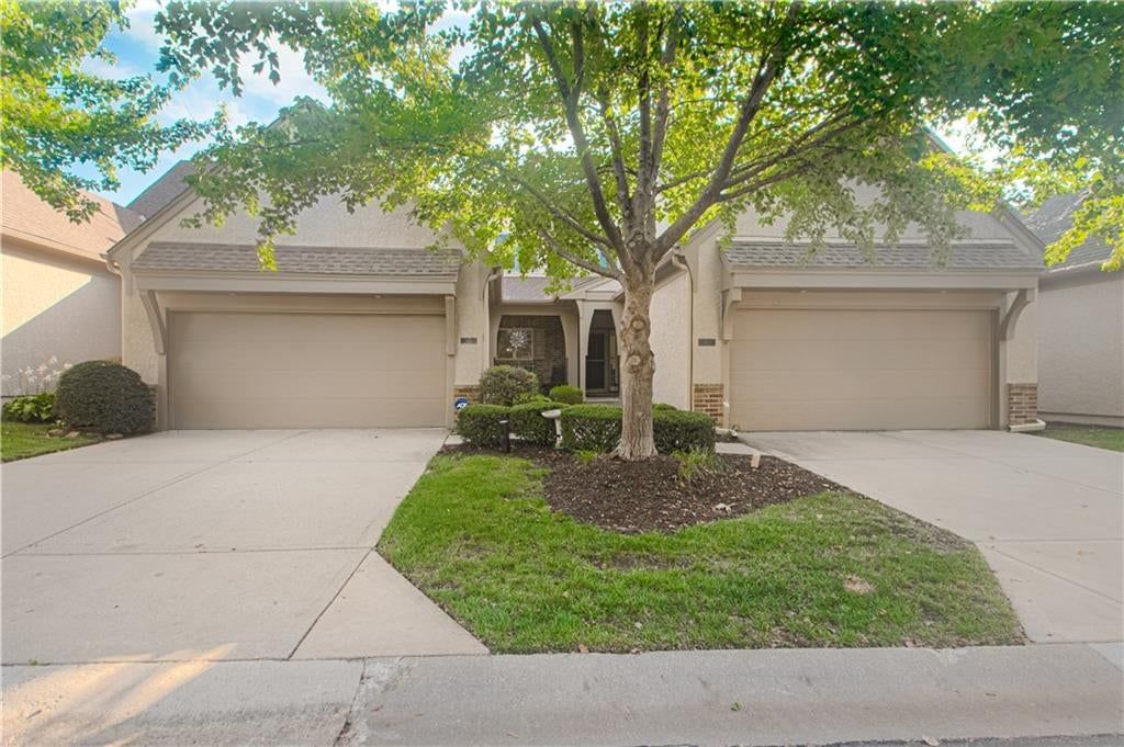 14335 Russell Street — photo 35