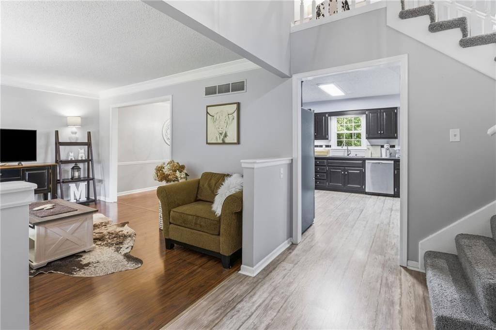 14624 W 83rd Terrace — photo 6
