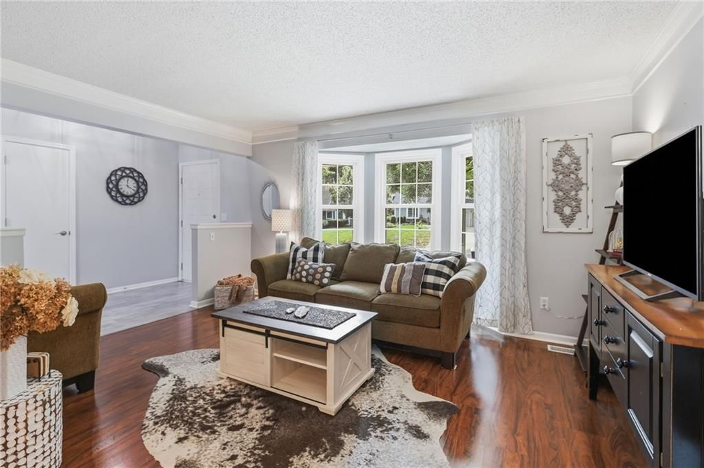 14624 W 83rd Terrace — photo 8