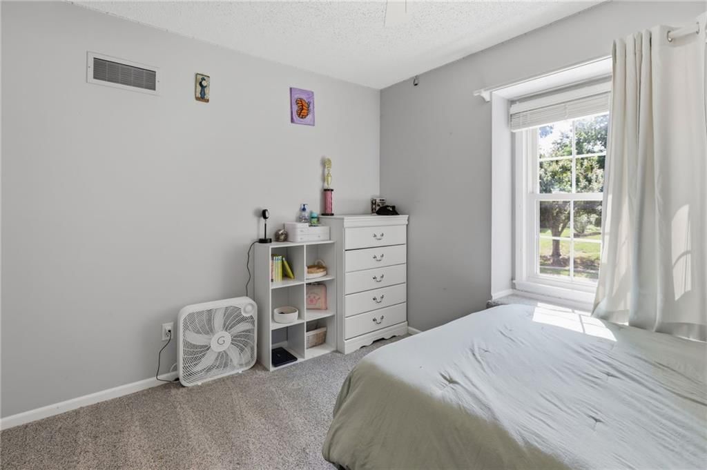 14624 W 83rd Terrace — photo 20
