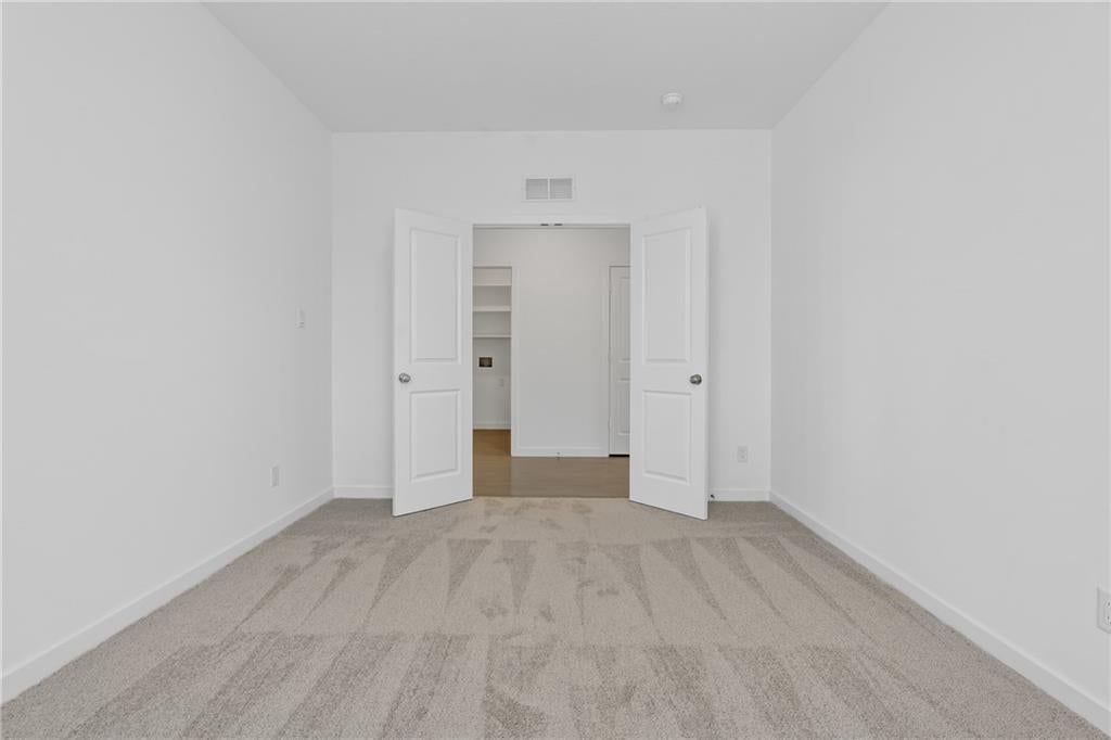 Photo 20 of 28 - 21335 Cleveland Street, Spring Hill, KS 66083