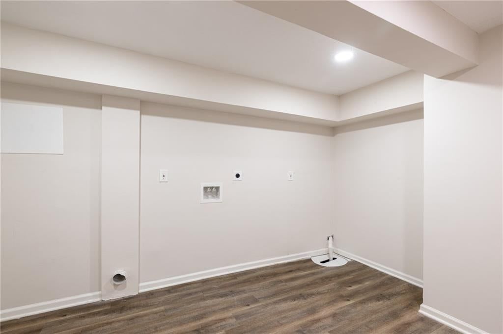 Photo 32 of 37 - 319 E Bellevista Drive, Independence, MO 64055