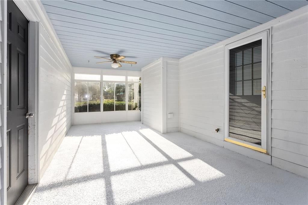 1102 S Elm Street — photo 14