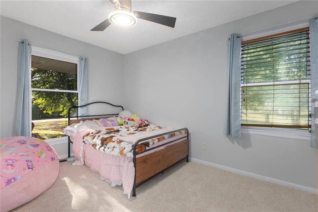 1102 S Elm Street — photo 19