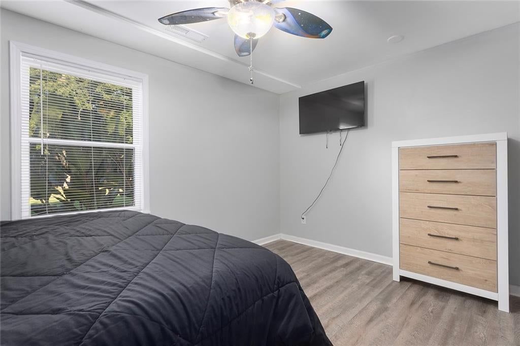 1102 S Elm Street — photo 30