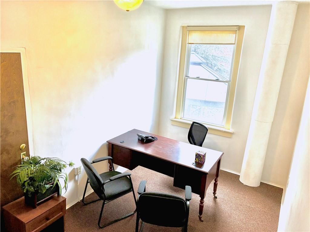 Photo 4 of 15 - 3500 N Village Suite 160 Drive, St Joseph, MO 64506