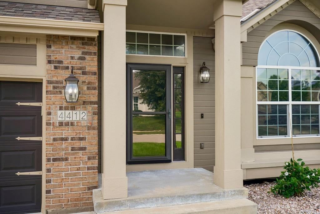 4412 SW Lyndsie Court — photo 2