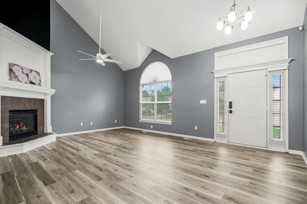 4412 SW Lyndsie Court — photo 3