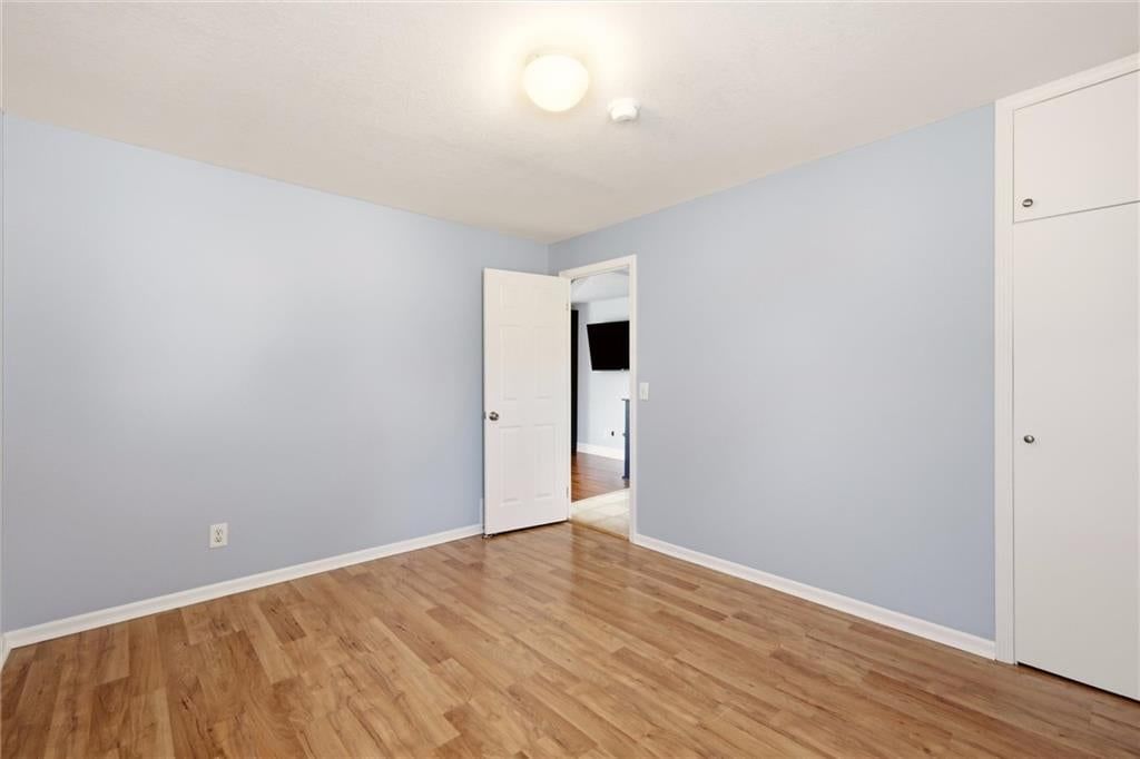 206 E Lake Street — photo 10