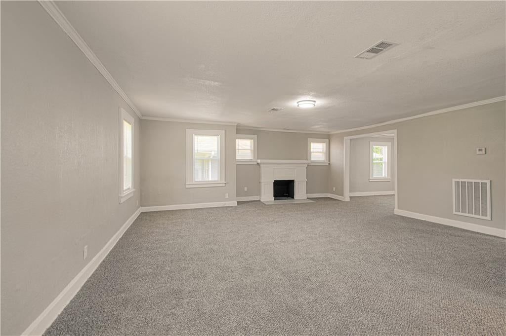 Photo 6 of 30 - 5339 Paseo Boulevard, Kansas City, MO 64110