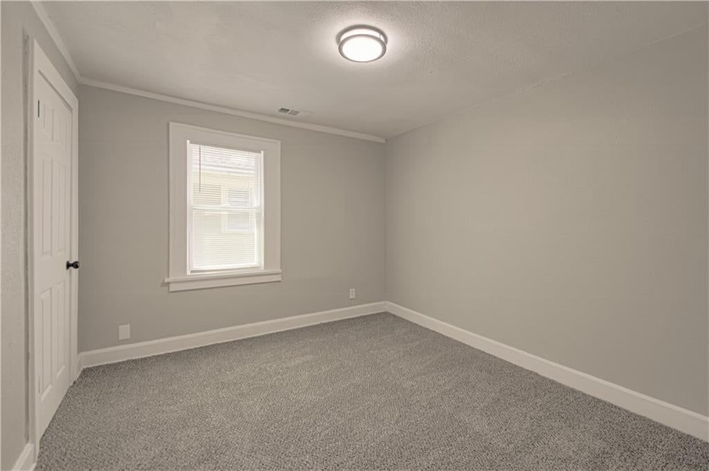 Photo 23 of 30 - 5339 Paseo Boulevard, Kansas City, MO 64110
