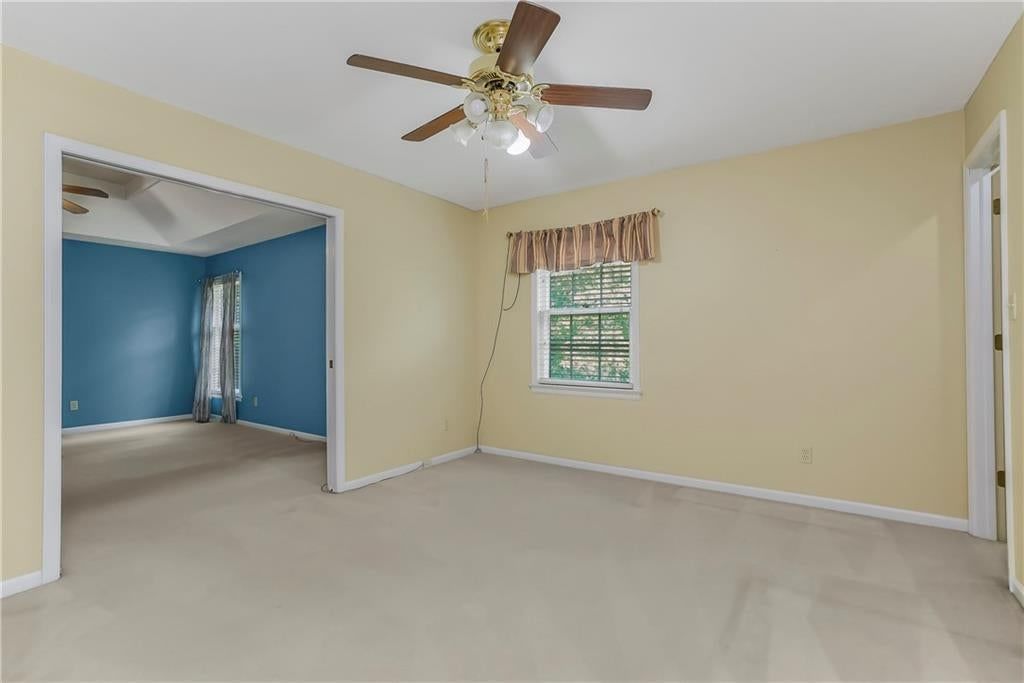8543 Hallet Street — photo 25