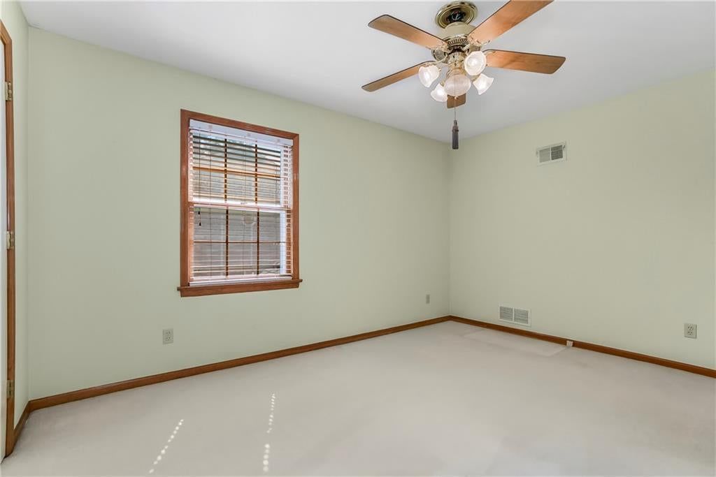 8543 Hallet Street — photo 27