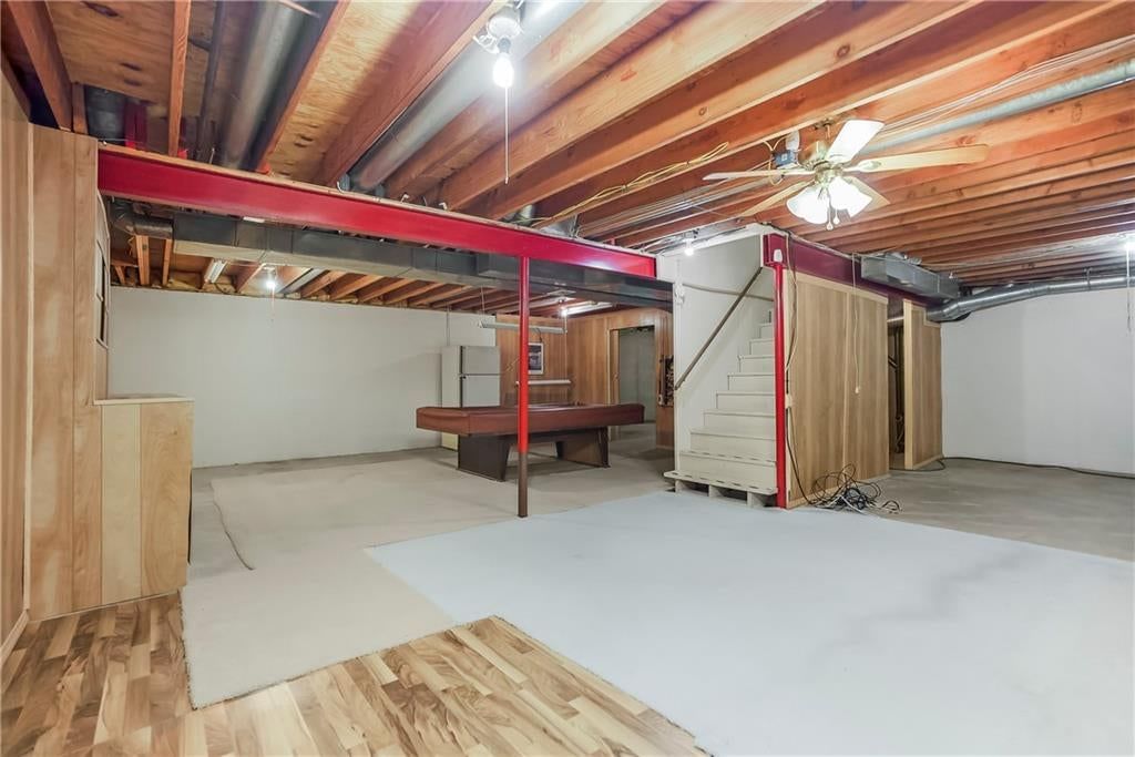 8543 Hallet Street — photo 30