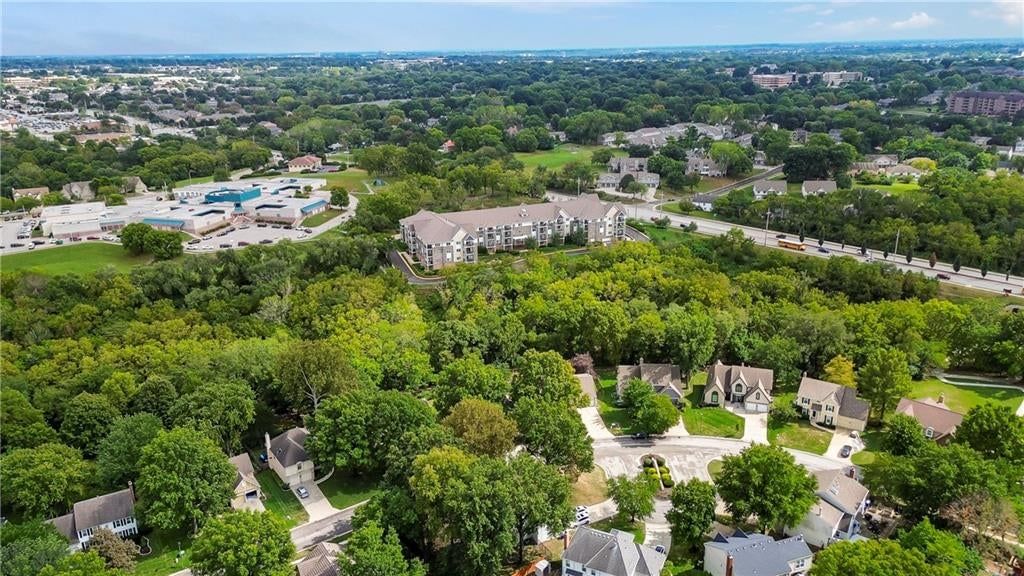 8543 Hallet Street — photo 43