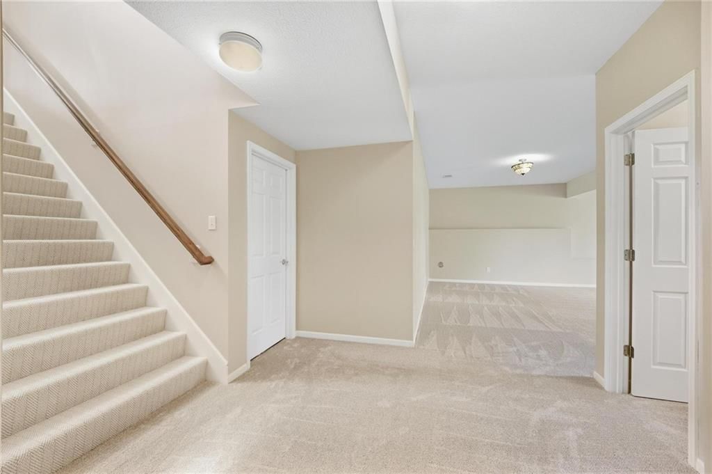 Photo 12 of 80 - 5704 NW 108th Court, Kansas City, MO 64154