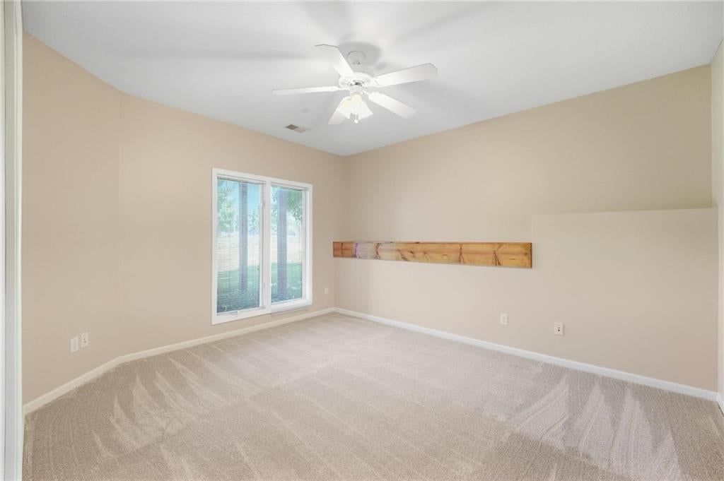 Photo 14 of 80 - 5704 NW 108th Court, Kansas City, MO 64154
