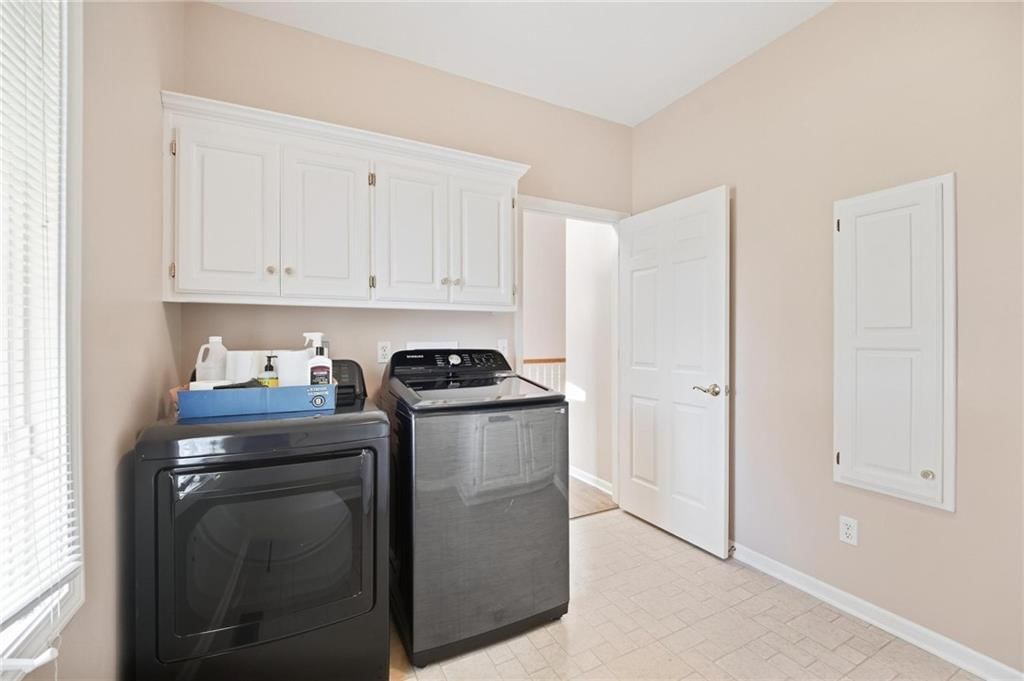 Photo 36 of 80 - 5704 NW 108th Court, Kansas City, MO 64154