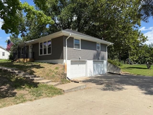 501 Morningside Drive — photo 2