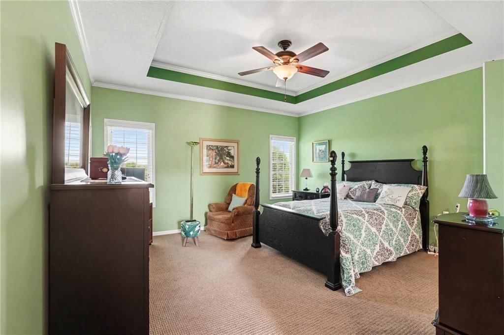 Photo 13 of 29 - 4400 NE 73rd Street, Kansas City, MO 64119