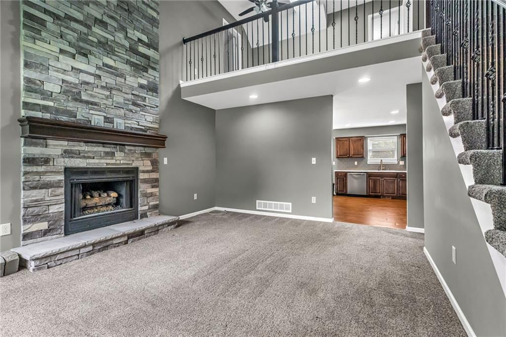 132 Emile Street, Lansing, KS: listing photo 3