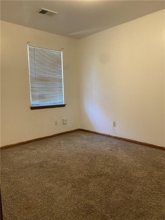 Photo 10 of 15 - 312 3rd Street, Belton, MO 64012