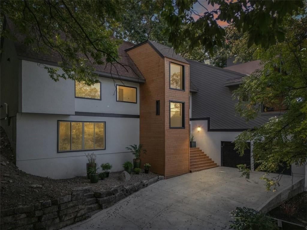 4715 Black Swan Drive — photo 4