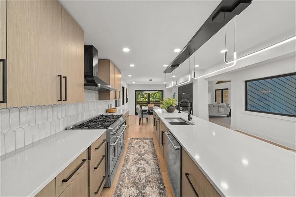 4715 Black Swan Drive — photo 10