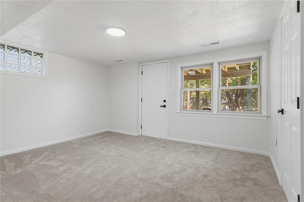 12100 E 60TH Terrace — photo 21