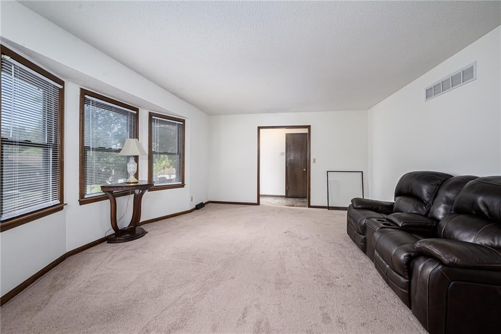 8716 Haskell Avenue — photo 7