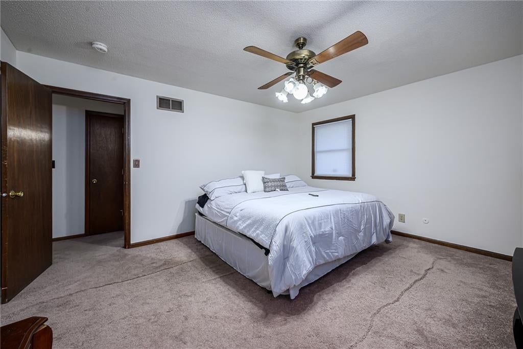 8716 Haskell Avenue — photo 10
