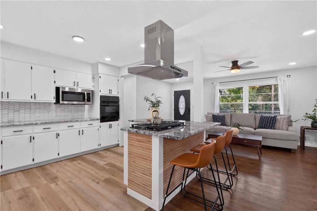 3737 N Walrond Avenue — photo 13