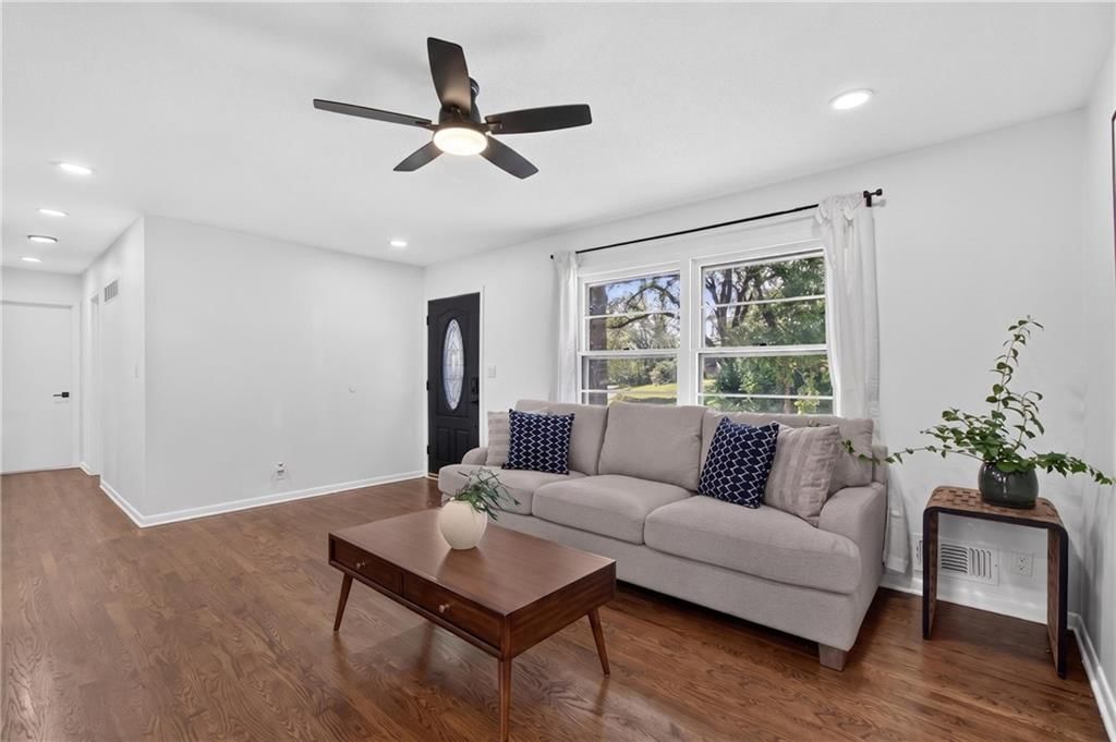3737 N Walrond Avenue — photo 23