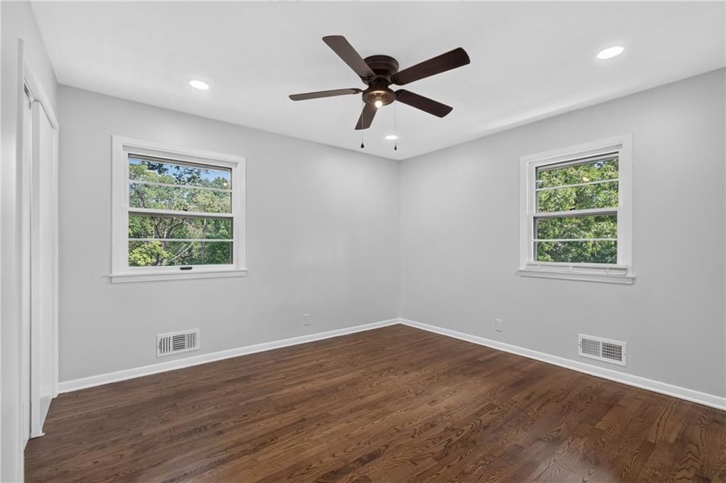 3737 N Walrond Avenue — photo 34