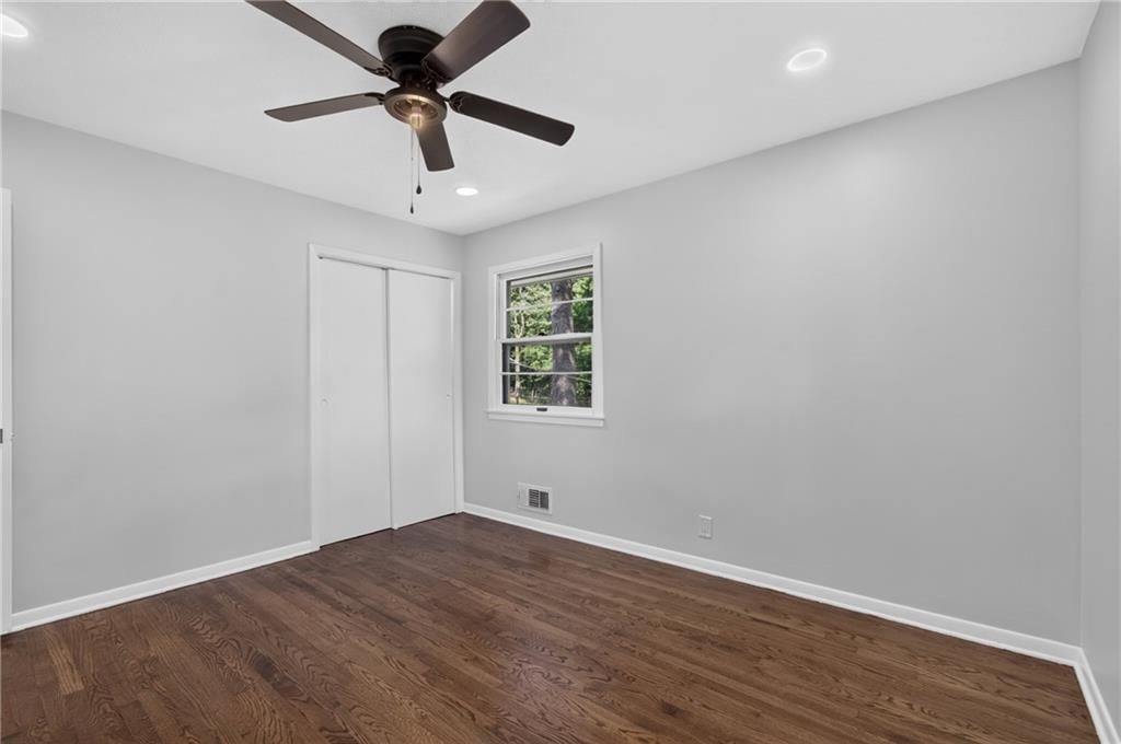 3737 N Walrond Avenue — photo 36