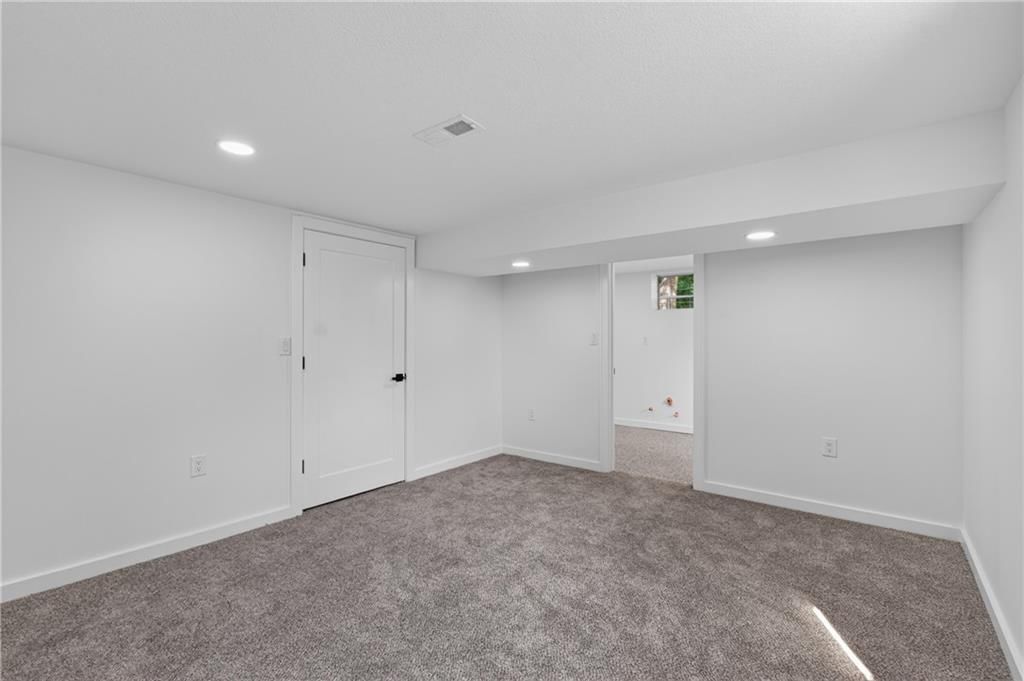 3737 N Walrond Avenue — photo 41