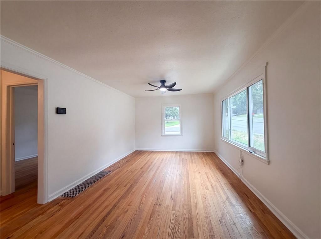 5419 Roe Boulevard — photo 4