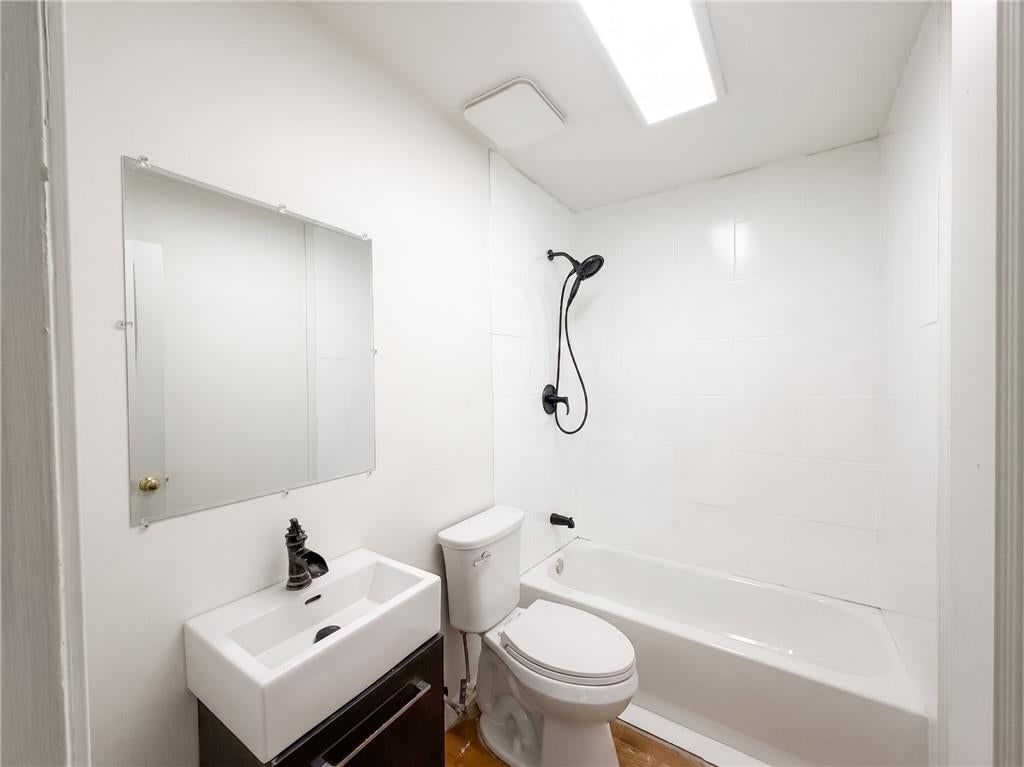 5419 Roe Boulevard — photo 7
