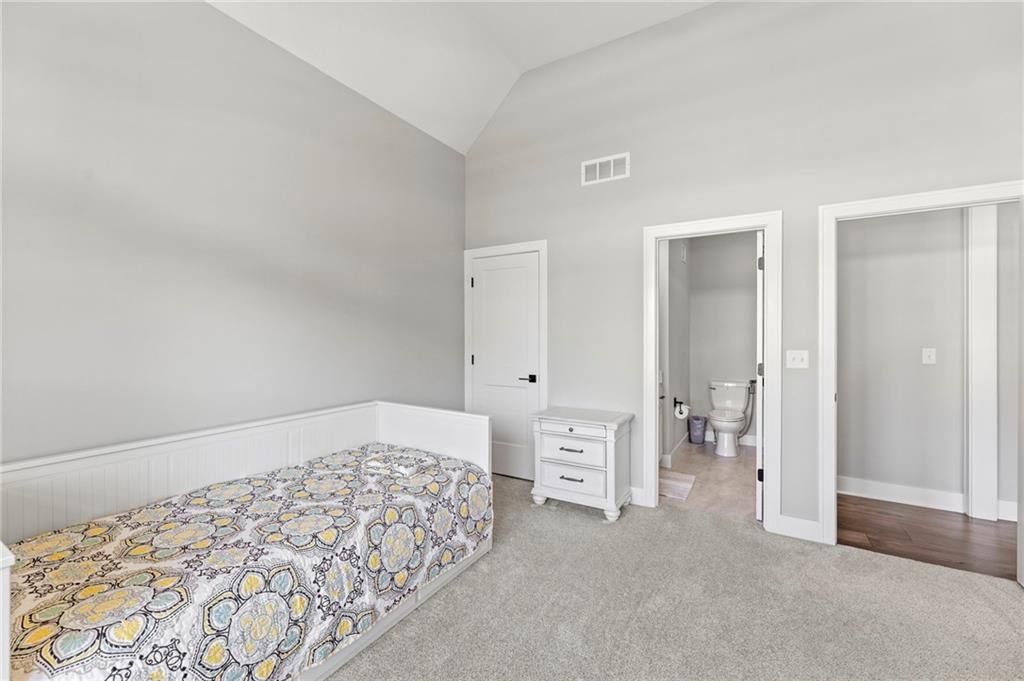 9261 Brownridge Street — photo 22