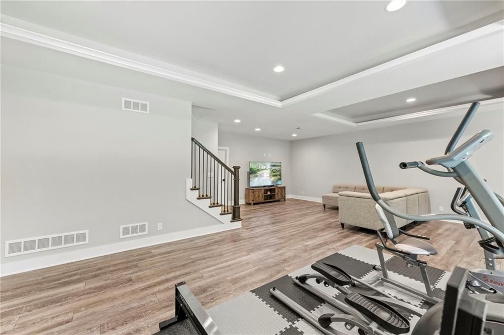 9261 Brownridge Street — photo 40