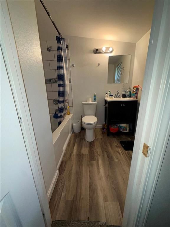 3032 Donnelly Avenue — photo 5