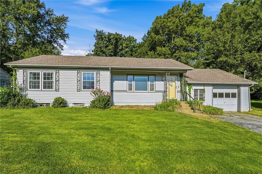 6000 Arlington Avenue, Kansas City, MO: listing photo 3