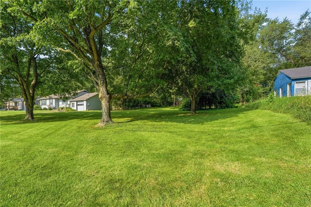 Photo 34 of 37 - 6000 Arlington Avenue, Kansas City, MO 64133