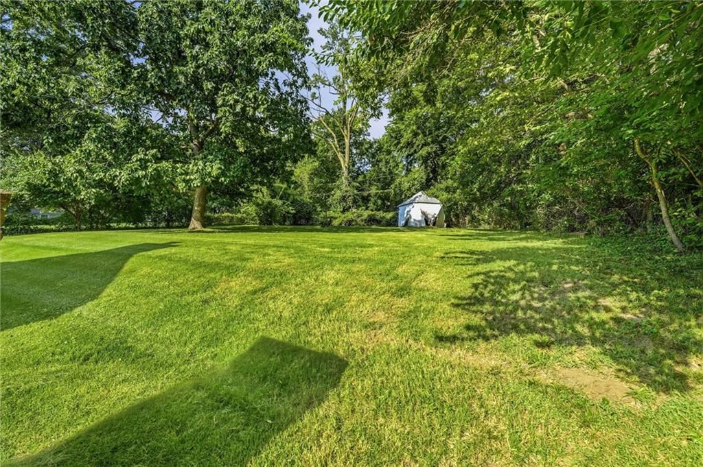 Photo 36 of 37 - 6000 Arlington Avenue, Kansas City, MO 64133