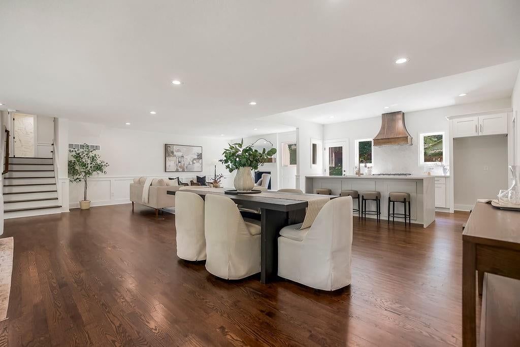 10120 Glenwood Street — photo 3